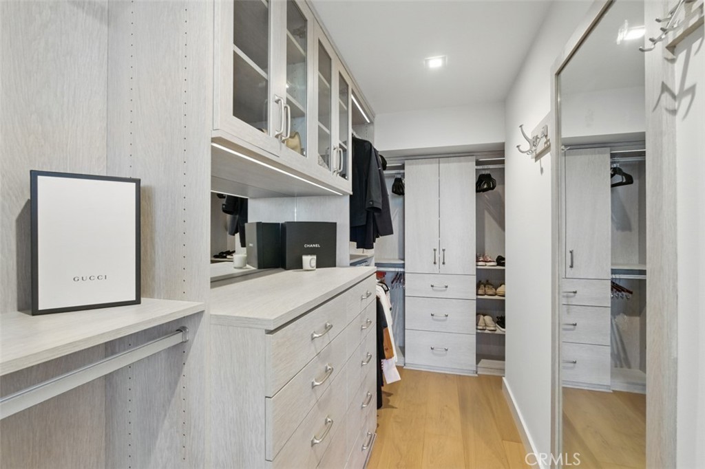 888 W E Street 505