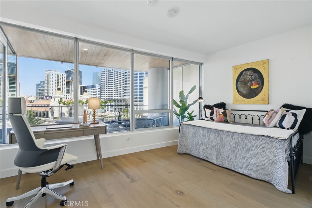 888 W E Street 505