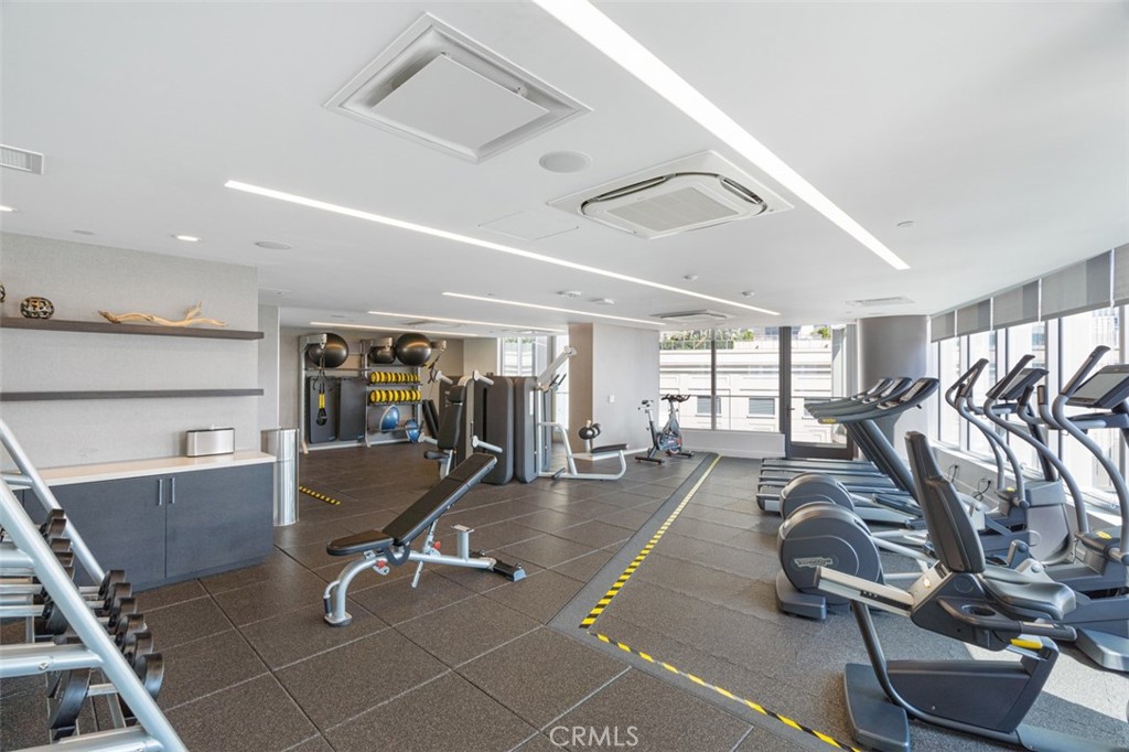 888 W E Street 505