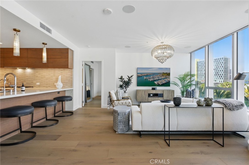 888 W E Street 505