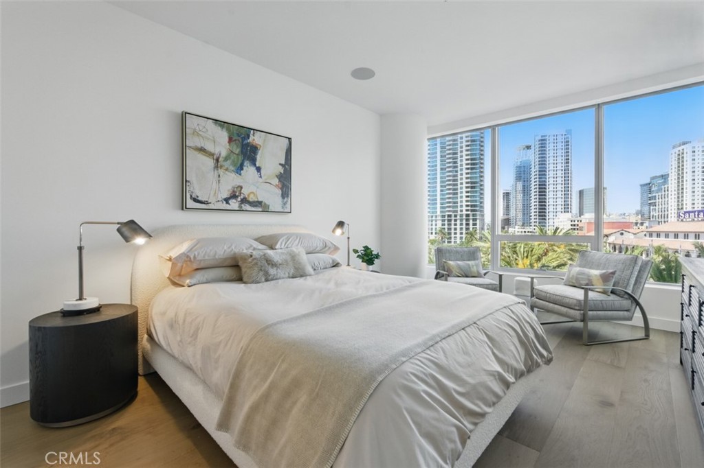 888 W E Street 505
