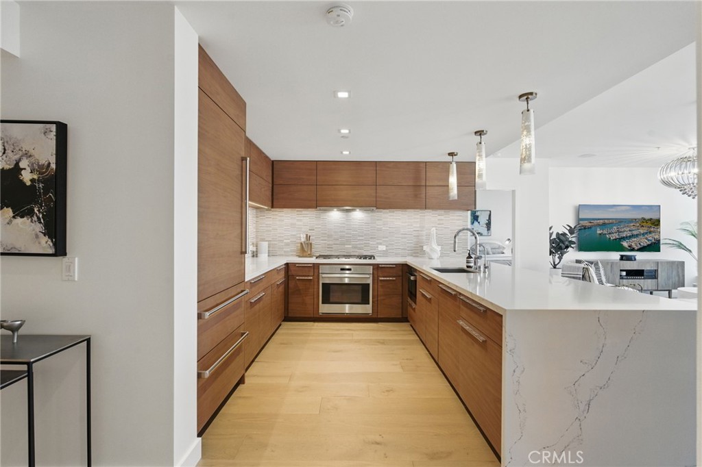 888 W E Street 505