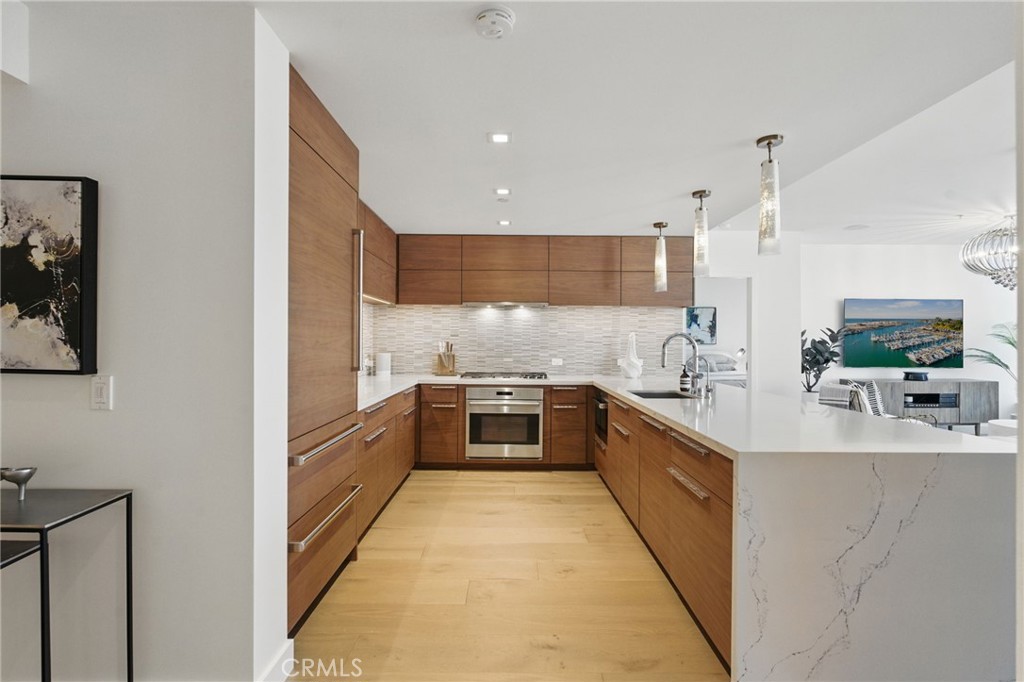 888 W E Street 505