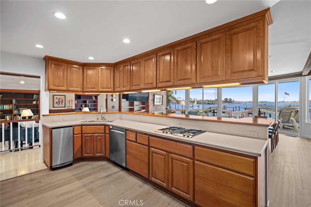 107 Bayside Place