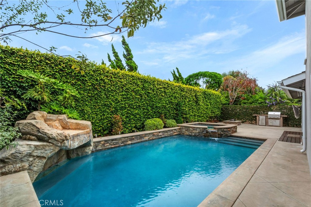 21192 Richmond Circle