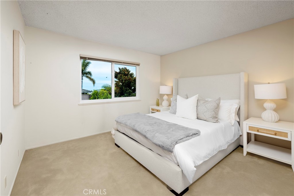 33142 Sea Lion Drive