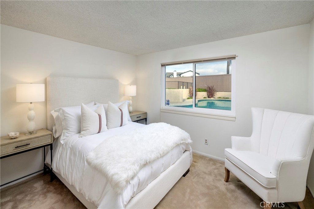 33142 Sea Lion Drive