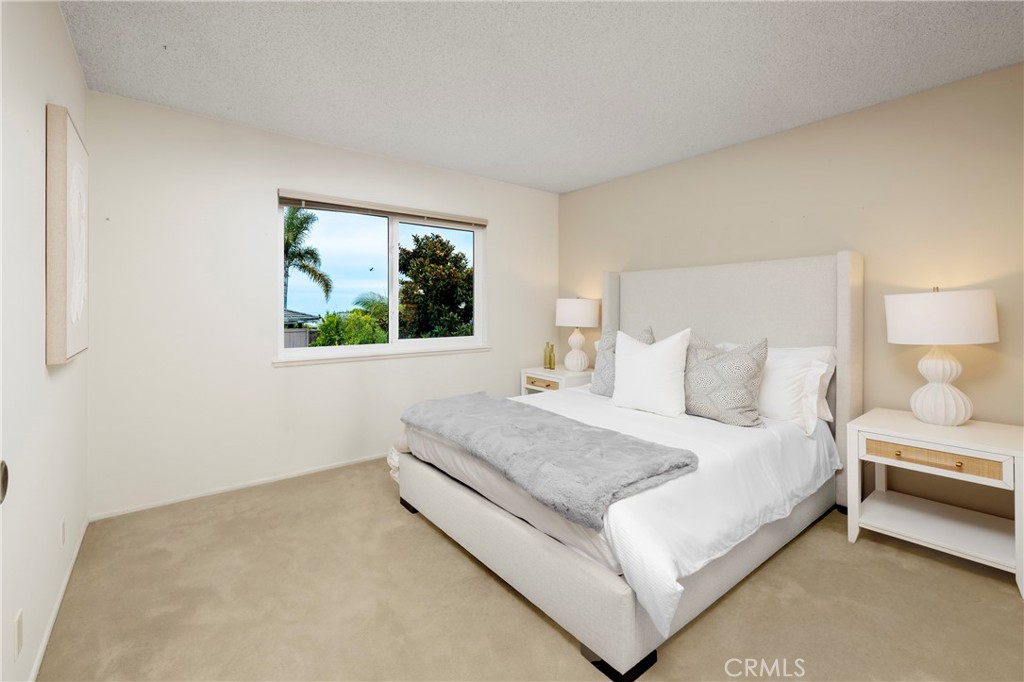 33142 Sea Lion Drive