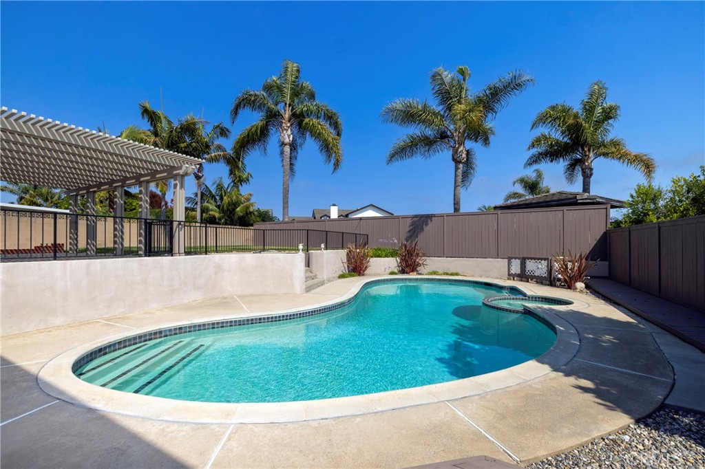 33142 Sea Lion Drive