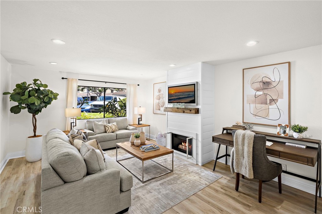 4 Riptide Court
