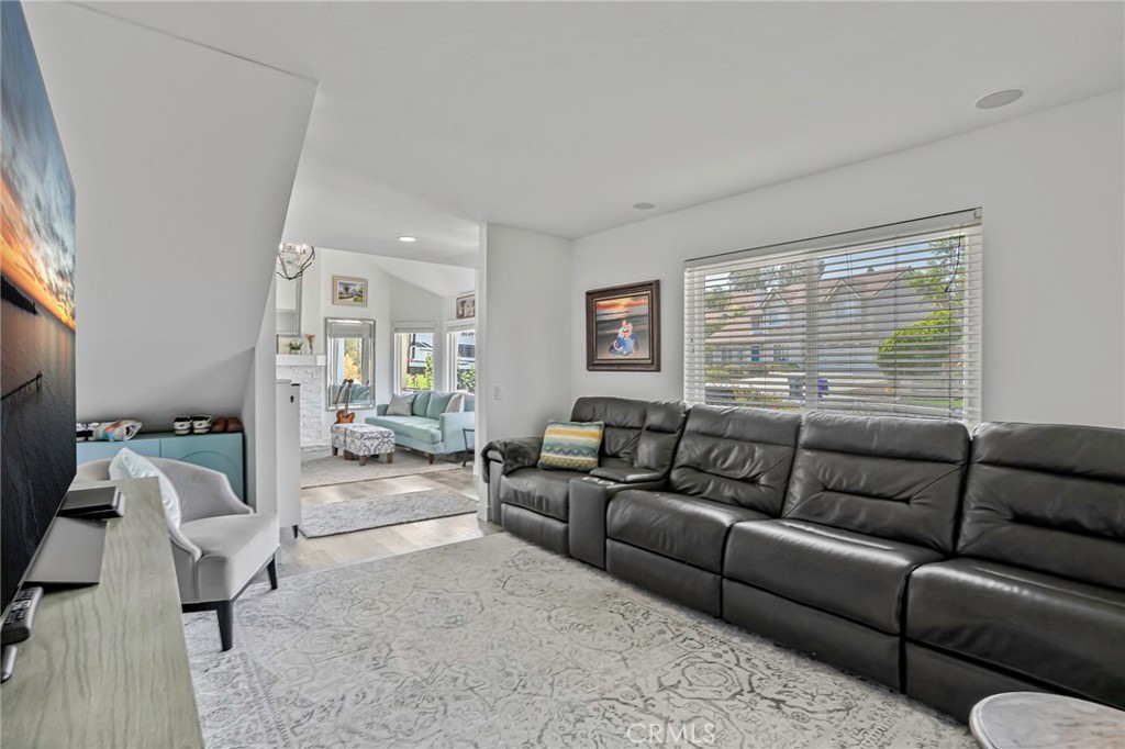 1324 Darwin Drive