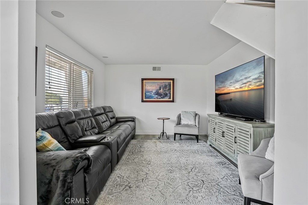 1324 Darwin Drive
