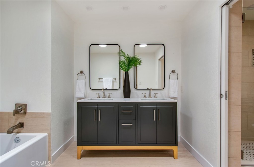 621 Lido Park Drive E3