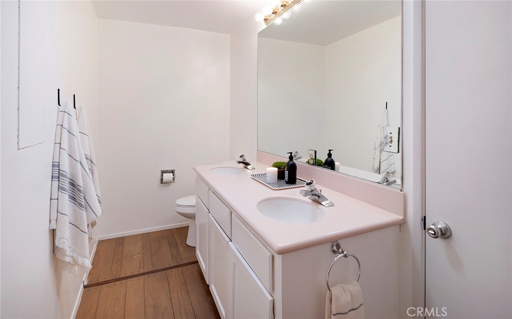 564 Seaward Road