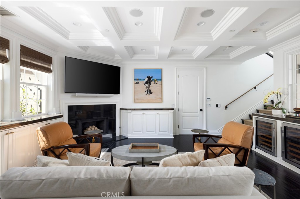 2681 Crestview Drive