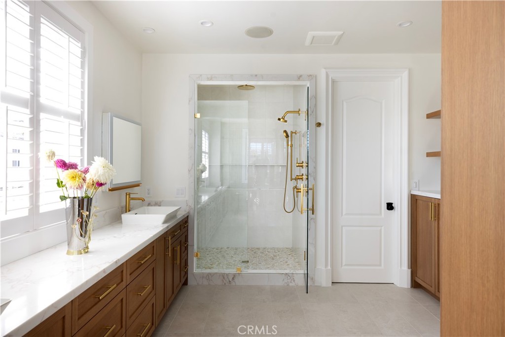 2681 Crestview Drive