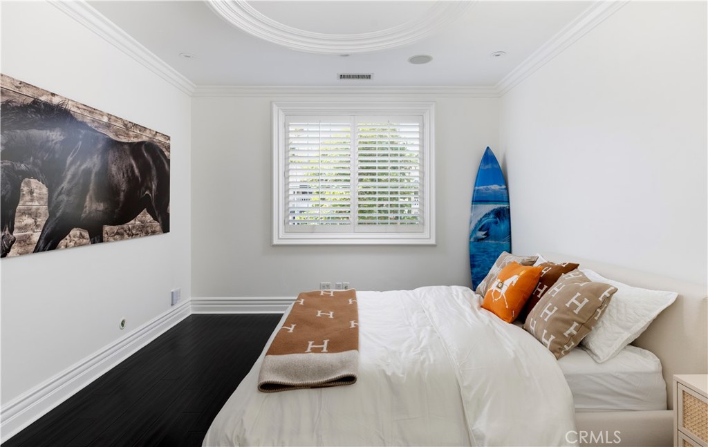 2681 Crestview Drive