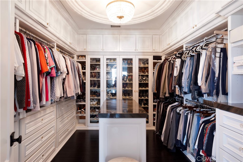 2681 Crestview Drive