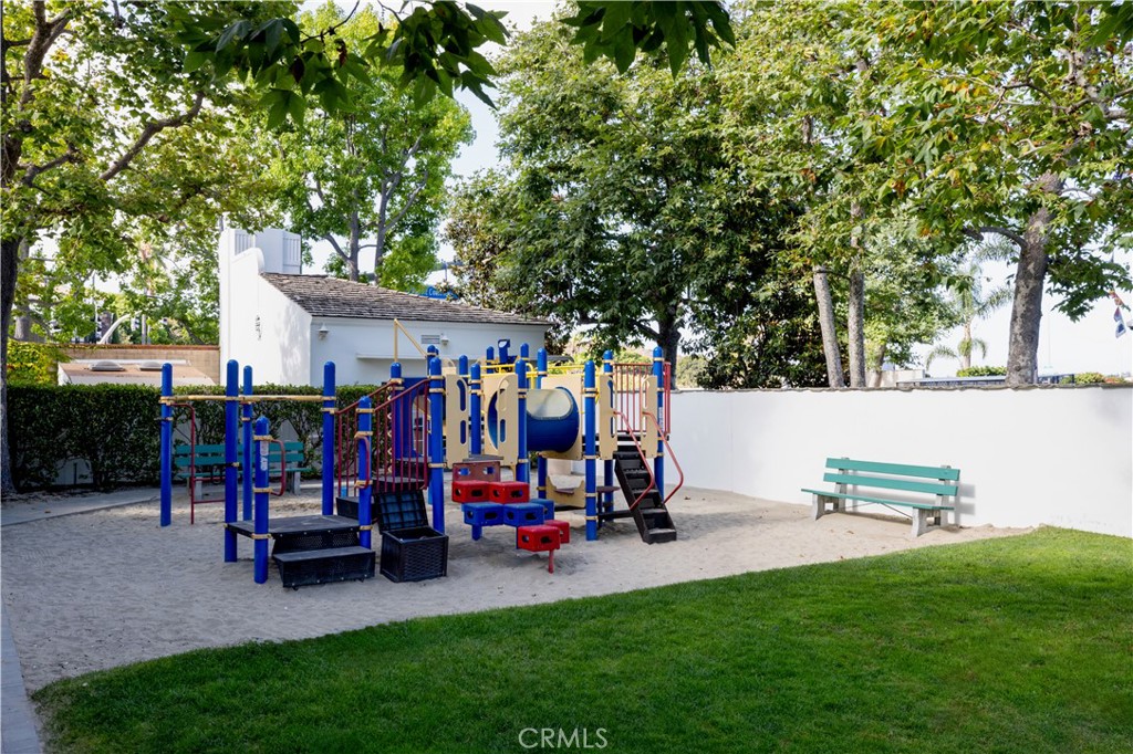 2681 Crestview Drive