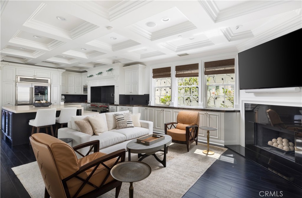 2681 Crestview Drive