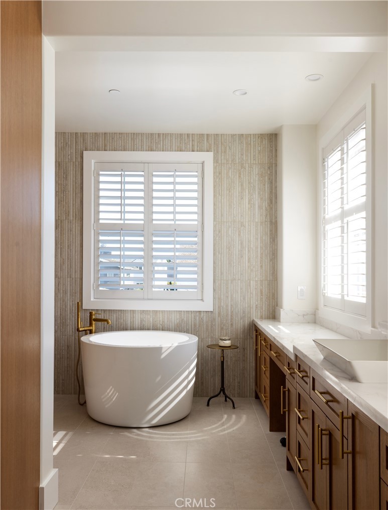 2681 Crestview Drive