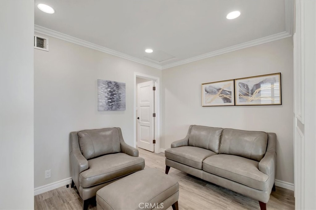 2808 W Oceanfront
