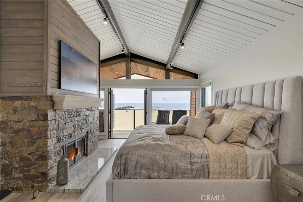 2808 W Oceanfront