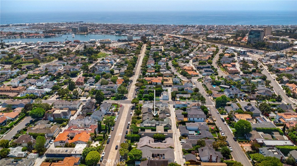 511 Santa Ana Avenue