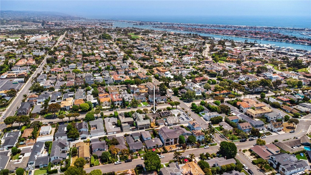 511 Santa Ana Avenue