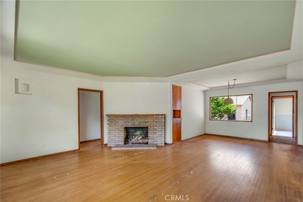 511 Santa Ana Avenue