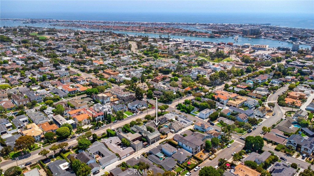 511 Santa Ana Avenue