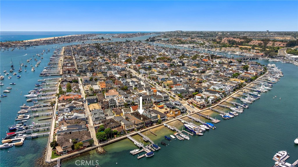 117 E Bay Front