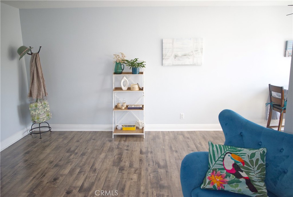 3535 Madison Avenue 205