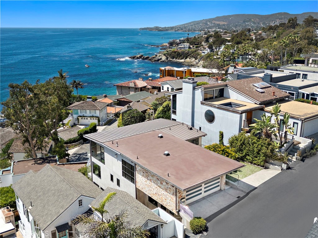 2629 Victoria Drive