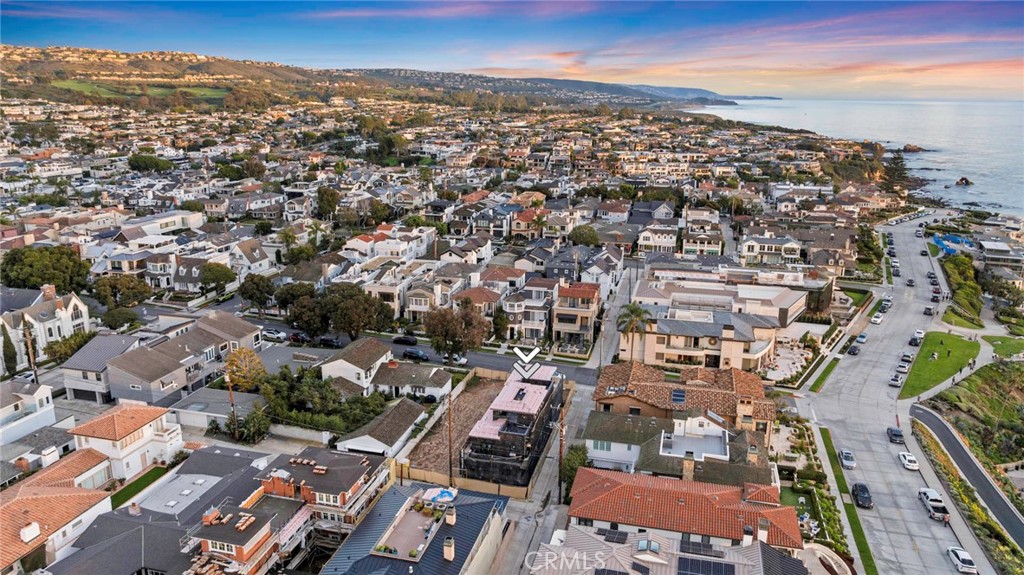 209 Narcissus Avenue