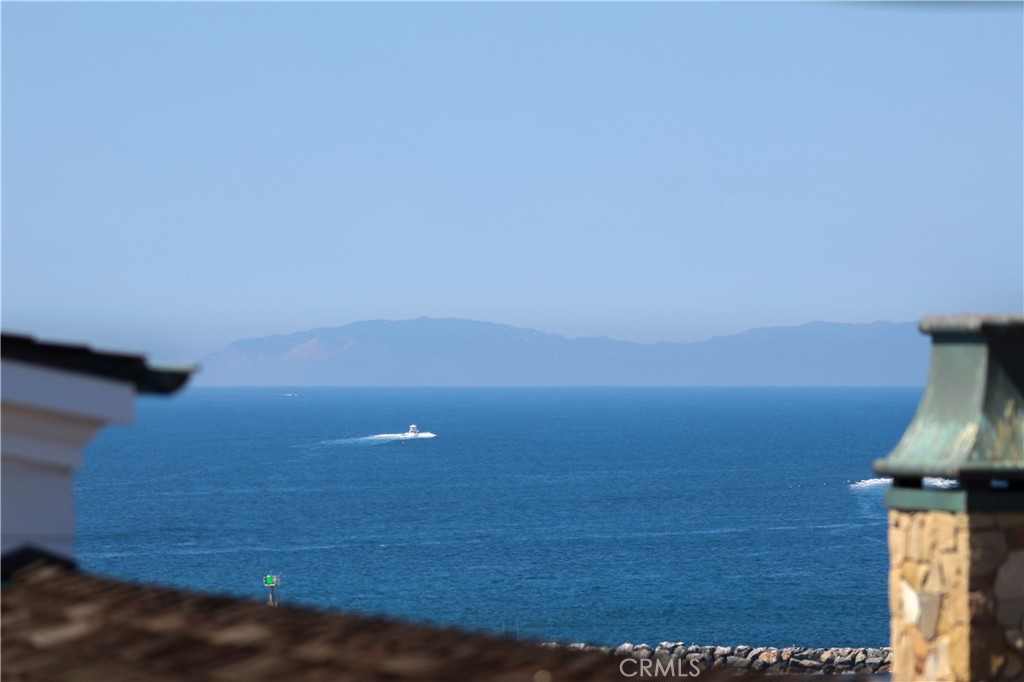 209 Narcissus Avenue