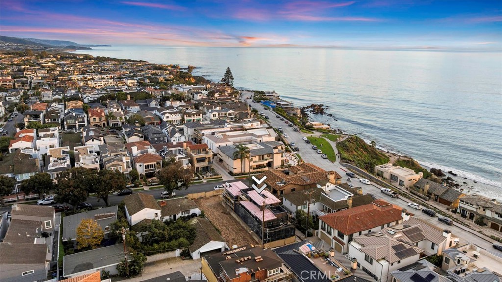 209 Narcissus Avenue