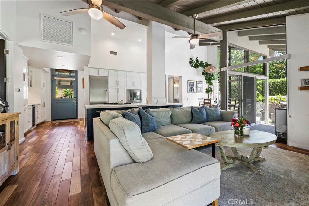 455 Vista Grande
