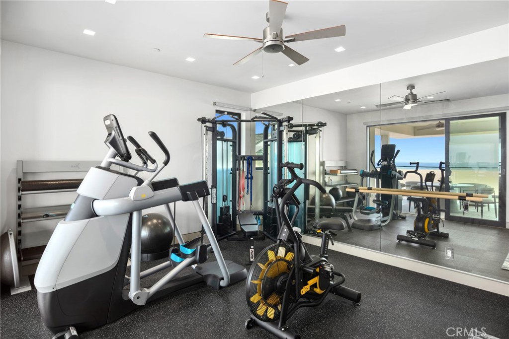 706 W Oceanfront