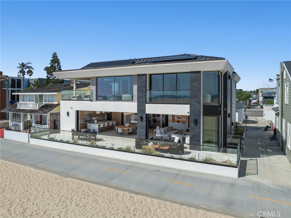 706 W Oceanfront