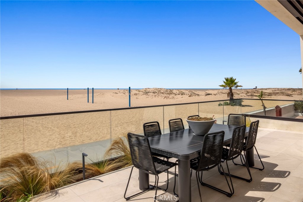 706 W Oceanfront