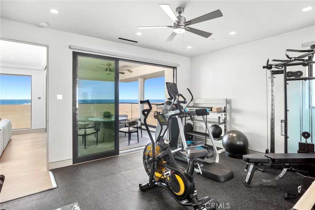 706 W Oceanfront