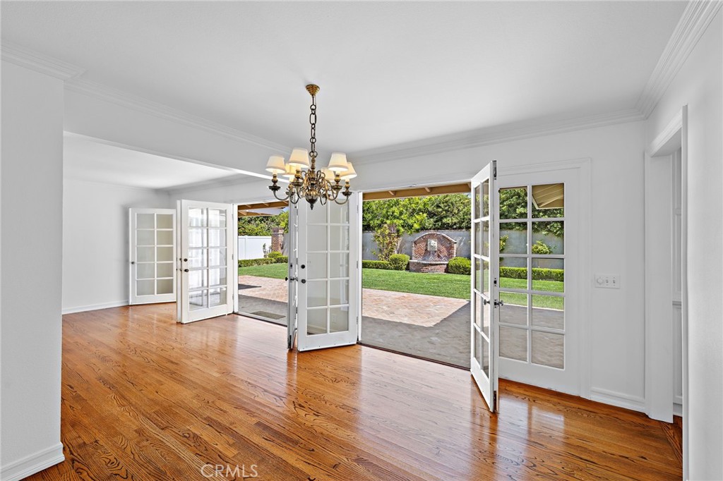 2612 Lighthouse Lane
