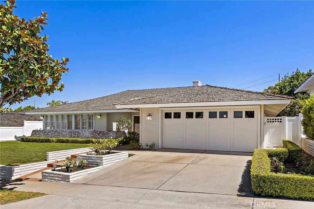 2612 Lighthouse Lane