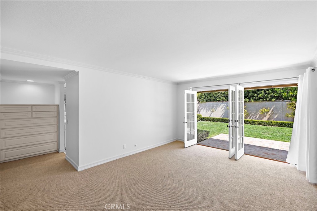 2612 Lighthouse Lane