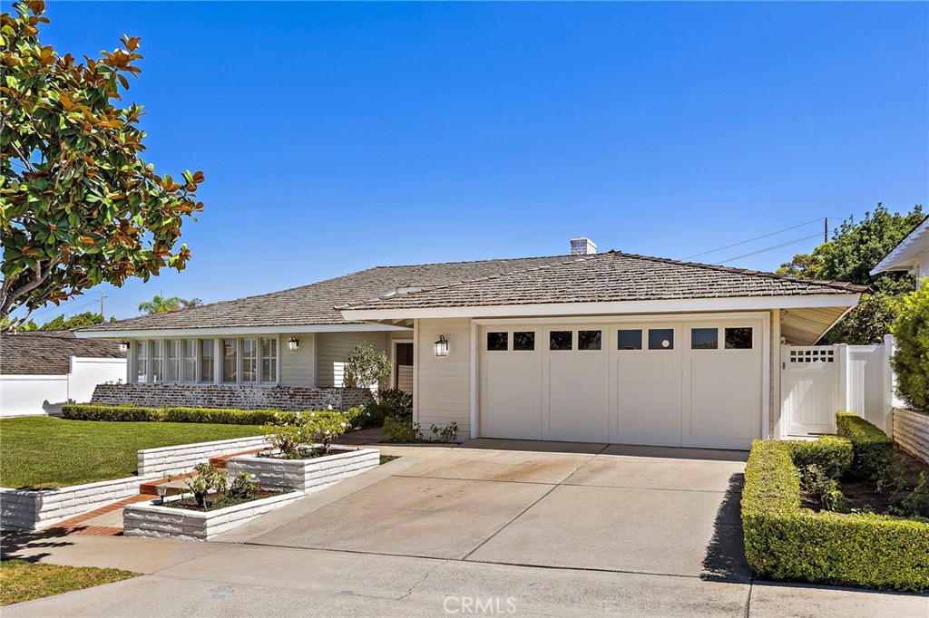 2612 Lighthouse Lane