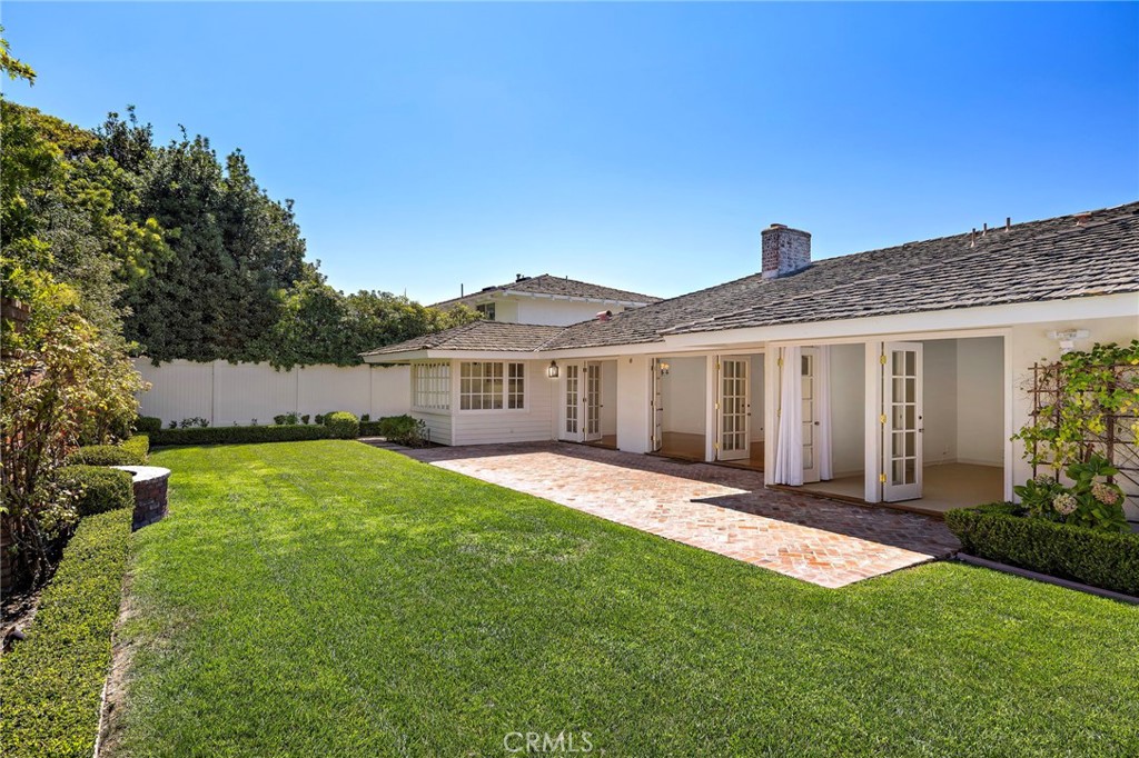 2612 Lighthouse Lane