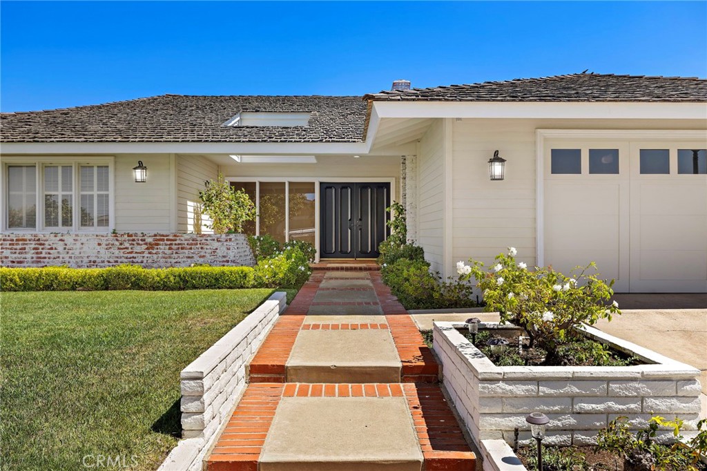 2612 Lighthouse Lane