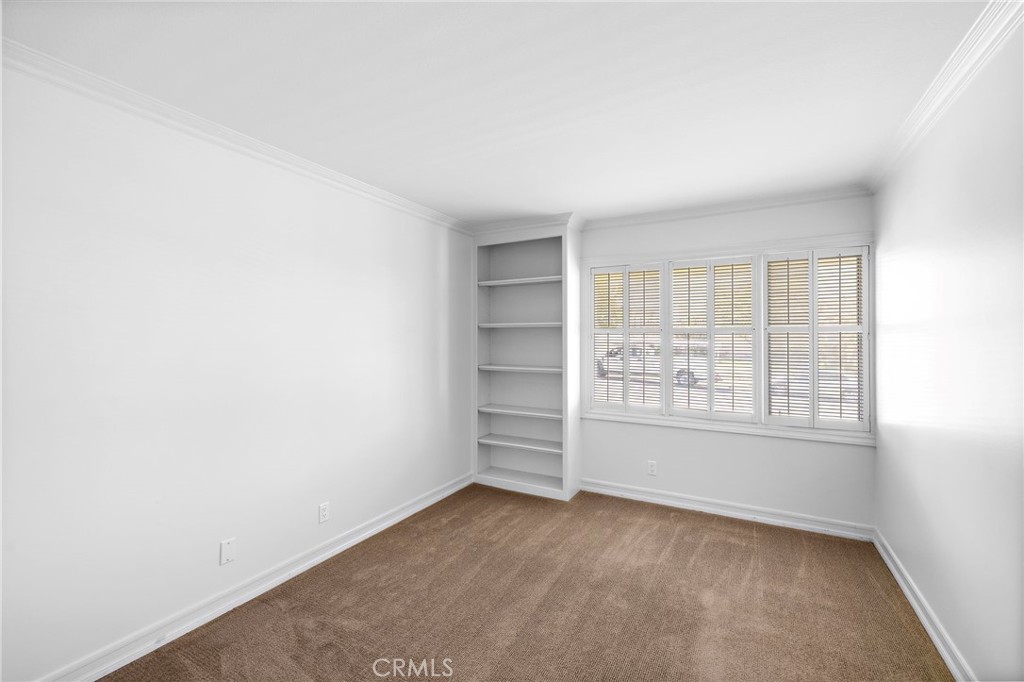 2612 Lighthouse Lane