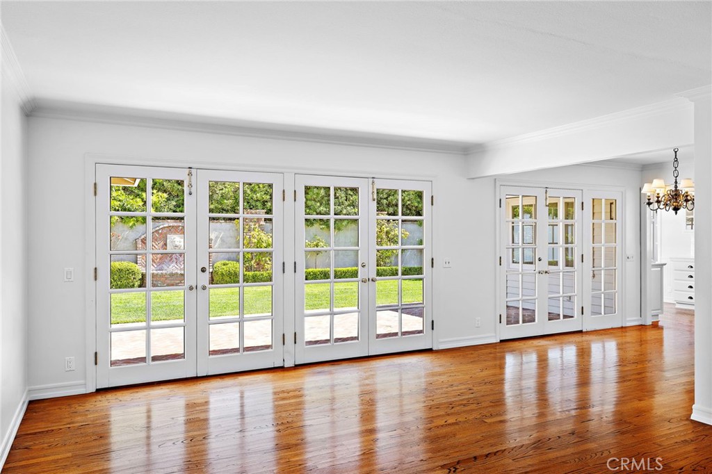 2612 Lighthouse Lane